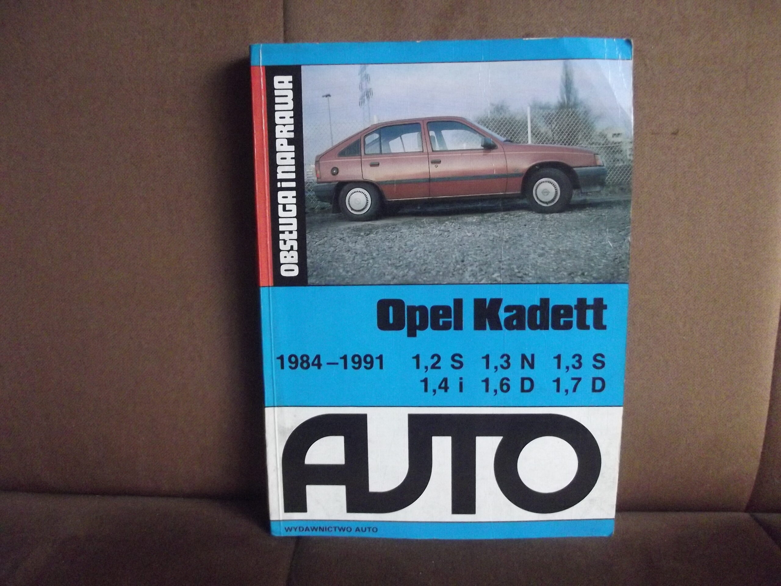 Auto - Opel Kadett 1984-1991 - Obsługa i naprawa