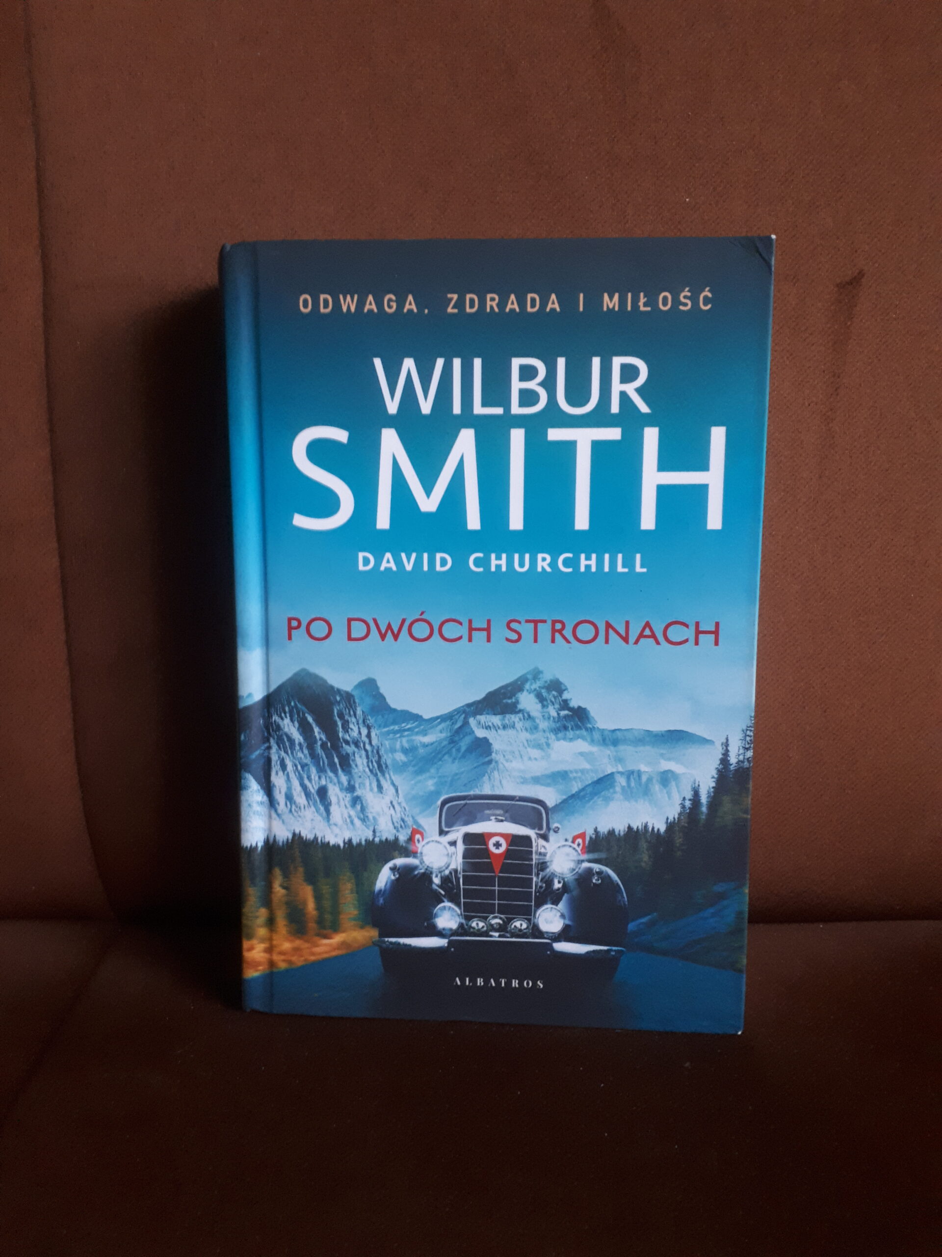 po dwoch stronach smith