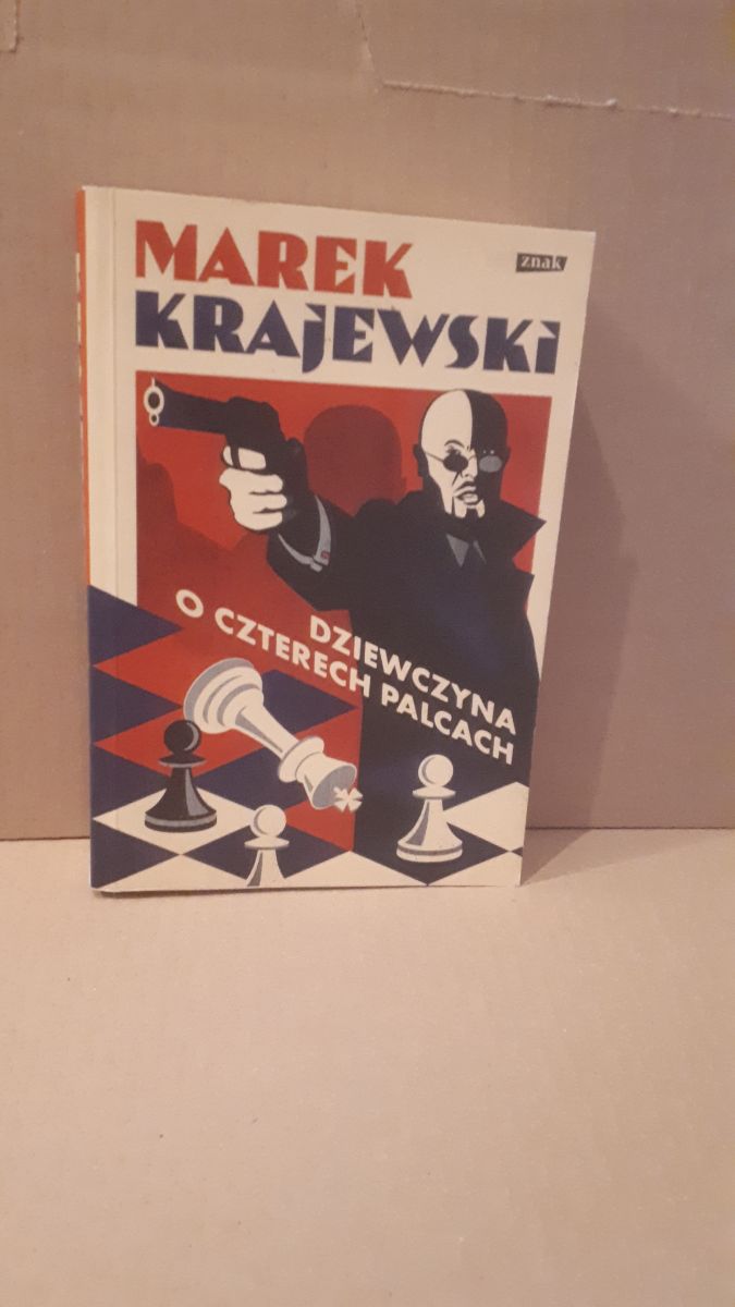 Dziewczyna o czterech palcach